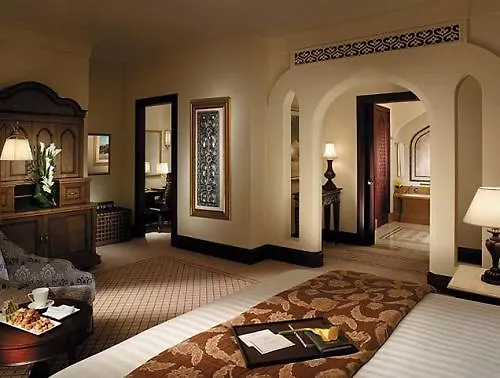 Aparthotel Shangri-La Hotel Apartments Qaryat Al Beri Abu Dhabi