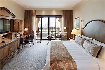 Shangri-La Hotel Apartments Qaryat Al Beri Abu Dhabi