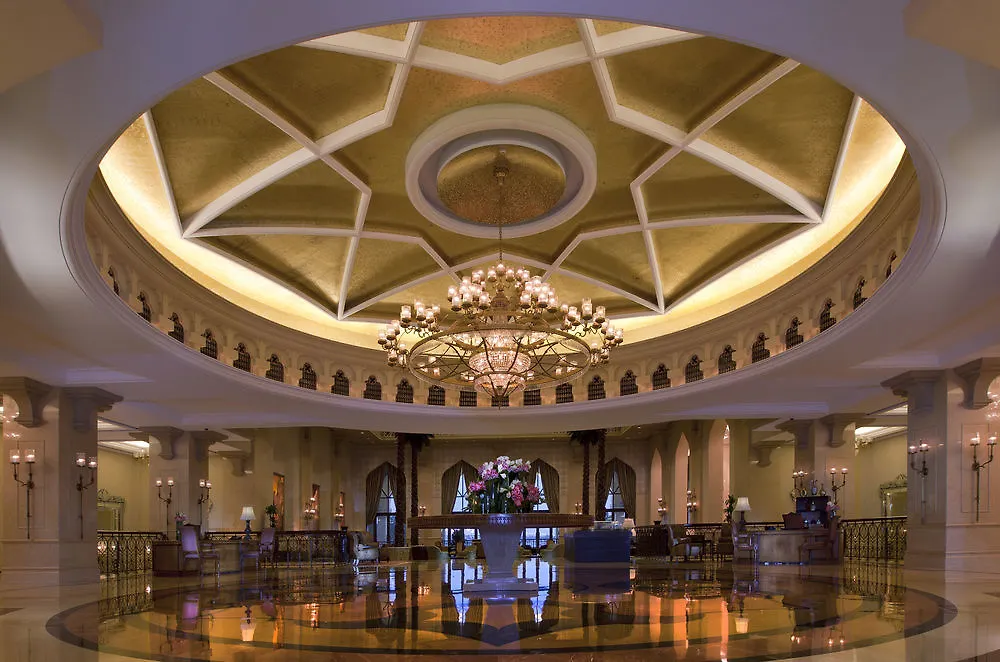 Shangri-La Hotel Apartments Qaryat Al Beri Abu Dhabi Aparthotel
