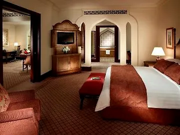 Shangri-La Hotel Apartments Qaryat Al Beri Abu Dhabi
