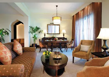 Shangri-La Hotel Apartments Qaryat Al Beri Abu Dhabi