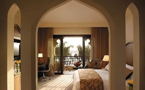 Shangri-La Hotel Apartments Qaryat Al Beri Abu Dhabi