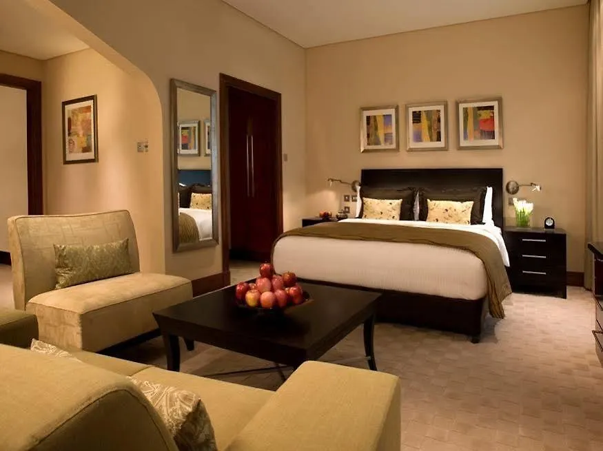Shangri-La Hotel Apartments Qaryat Al Beri Abu Dhabi Aparthotel