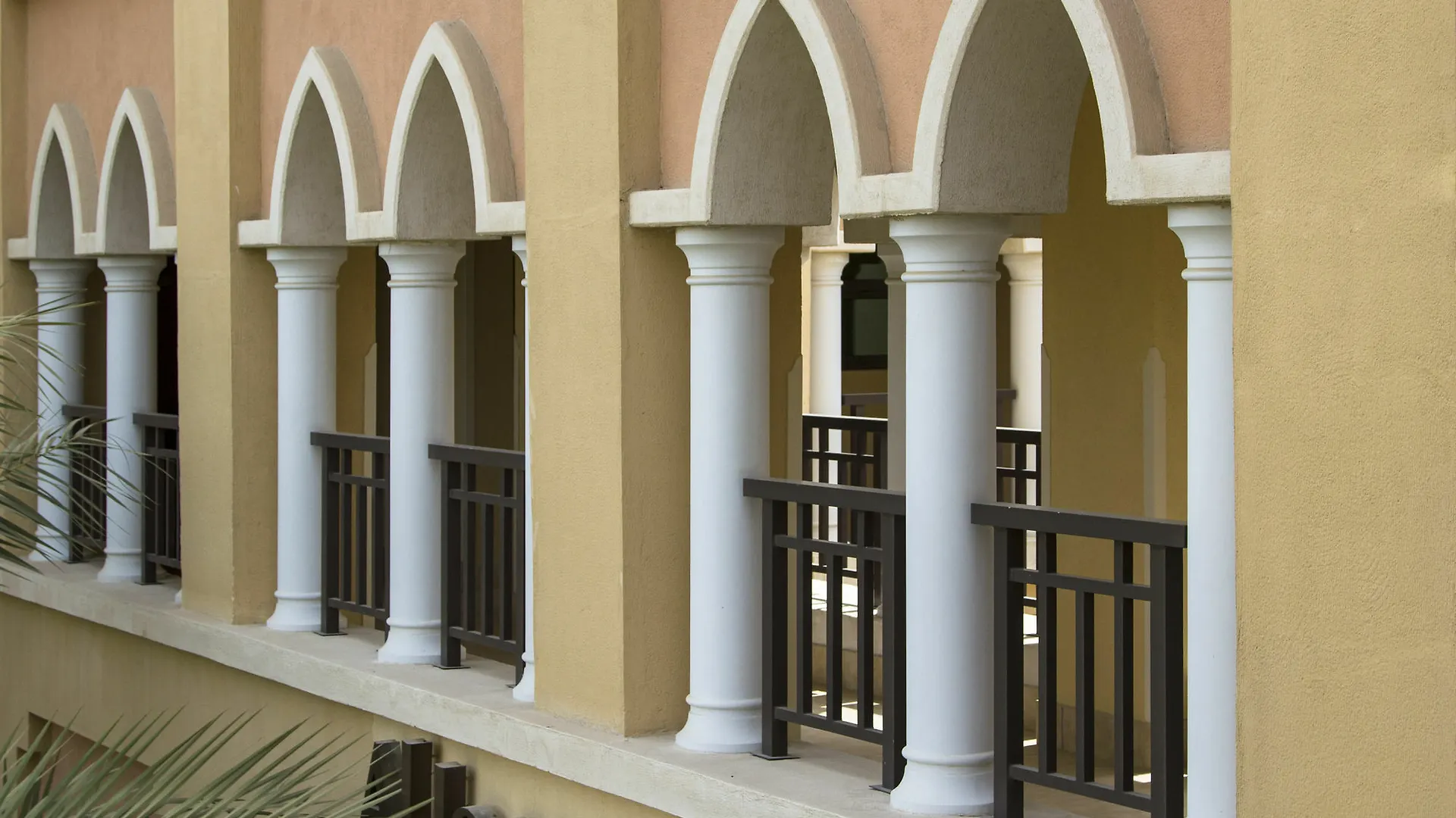 ***** Aparthotel Shangri-La Hotel Apartments Qaryat Al Beri Abu Dhabi United Arab Emirates