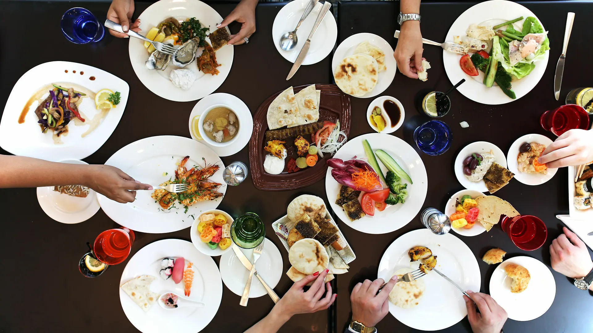 ***** Aparthotel Shangri-La Hotel Apartments Qaryat Al Beri Abu Dhabi United Arab Emirates