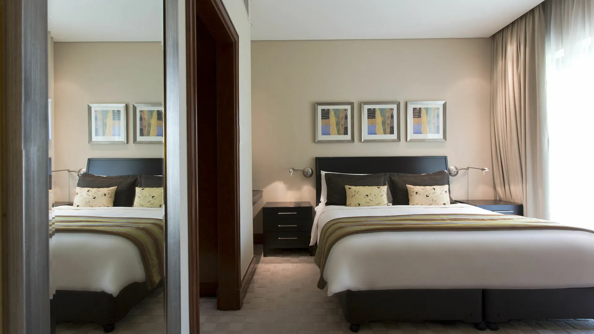Shangri-La Hotel Apartments Qaryat Al Beri Abu Dhabi Aparthotel