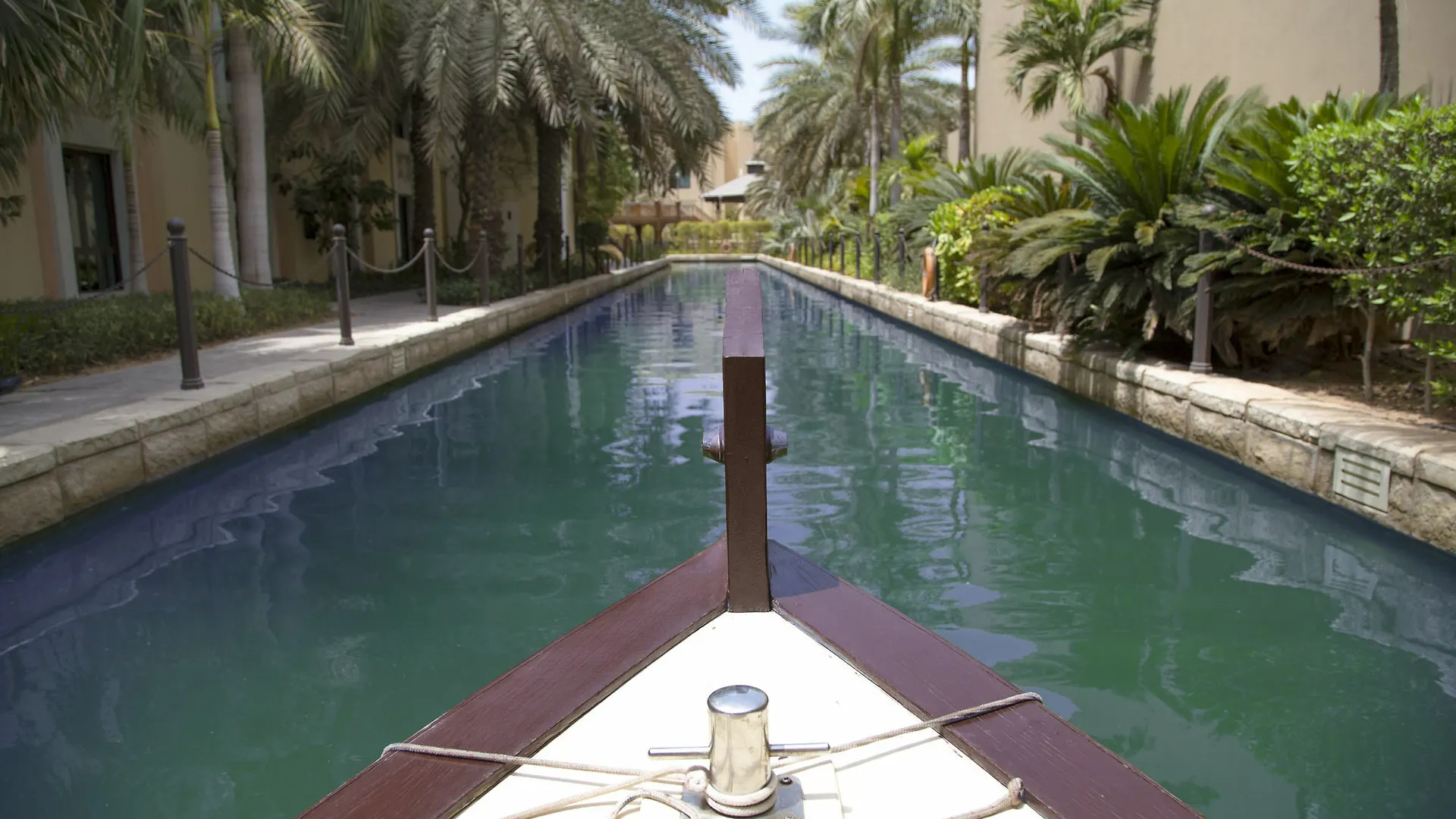 Aparthotel Shangri-La Hotel Apartments Qaryat Al Beri Abu Dhabi